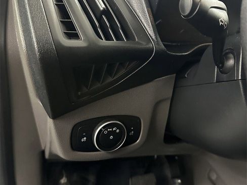 Used 2020 Ford Transit Connect XL image 15