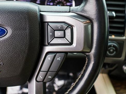 Used 2020 Ford Expedition Platinum image 16