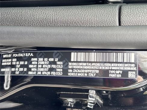 Used 2023 Jeep Renegade Latitude w/ Sun/Sound Group image 17