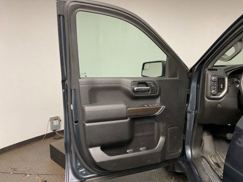 Certified 2022 Chevrolet Silverado 1500 RST image 9