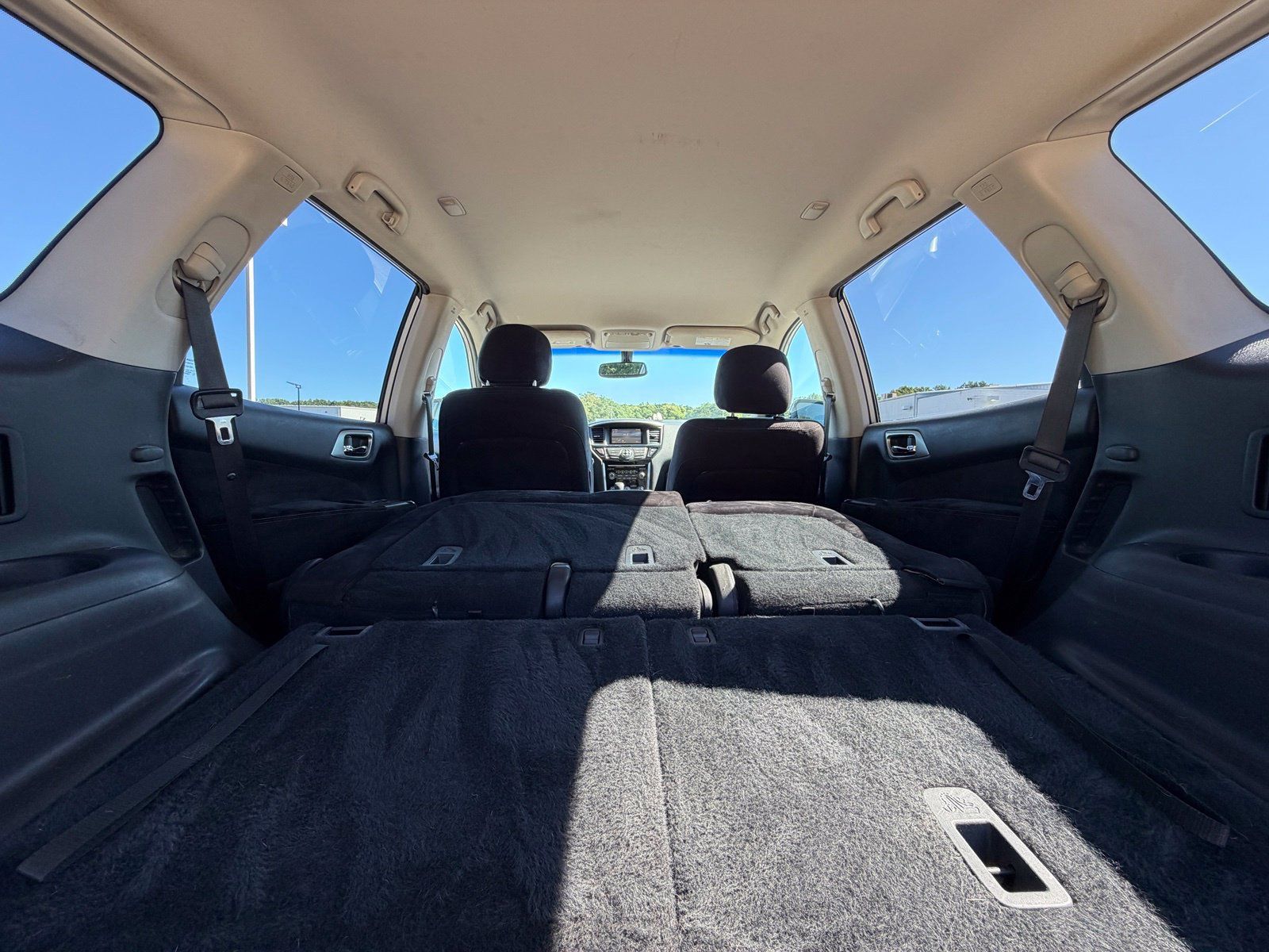 Used 2016 Nissan Pathfinder SV AWD/4WD image 38