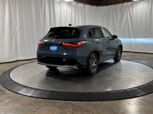 Used 2025 Honda HR-V EX-L image 8
