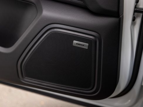 Certified 2026 Porsche Macan AWD/4WD image 40