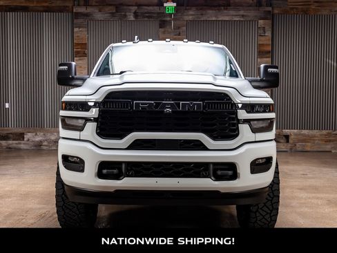 Used 2025 RAM 3500 Big Horn AWD/4WD image 4