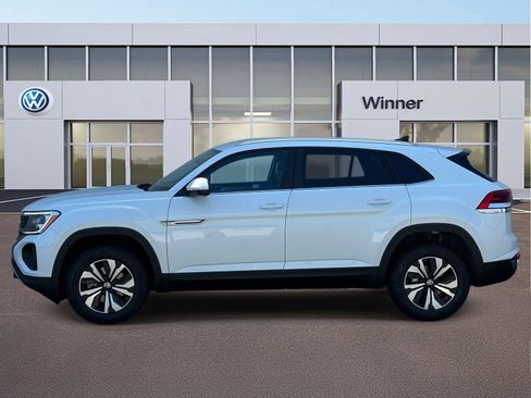 New 2026 Volkswagen Atlas Cross Sport SE AWD/4WD image 2