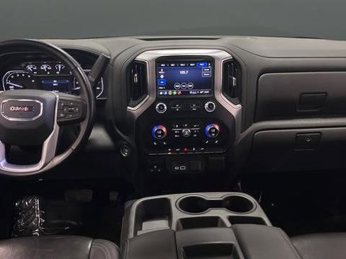 Used 2022 GMC Sierra 1500 SLT image 11