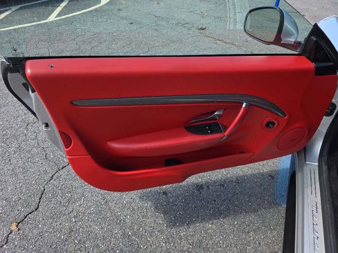 Used 2016 Maserati GranTurismo MC image 16