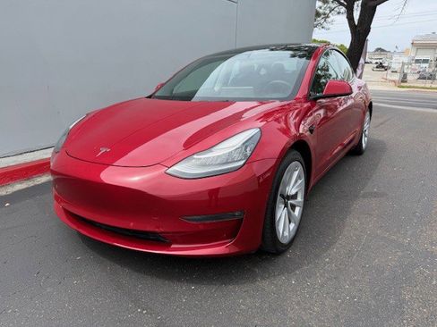 Used 2022 Tesla Model 3 Long Range image 1