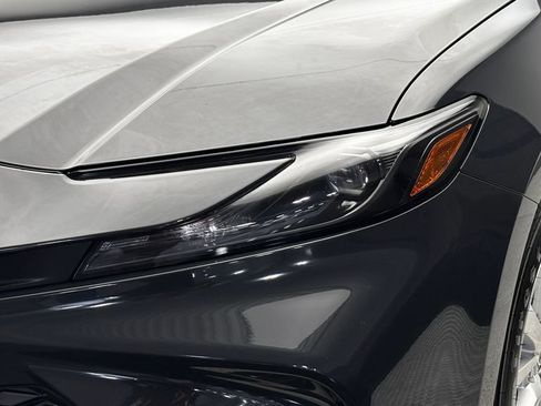 Used 2025 Toyota Camry LE AWD/4WD image 3