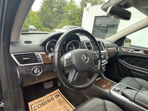 Used 2013 Mercedes-Benz GL 450 4MATIC image 19