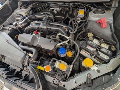 Used 2015 Subaru Crosstrek 2.0i Premium image 15