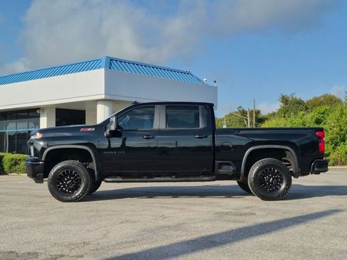 Used 2021 Chevrolet Silverado 2500 LTZ w/ LTZ Plus Package AWD/4WD image 9