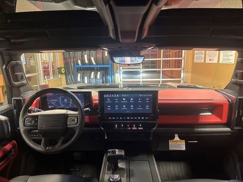 New 2026 GMC Hummer EV 3X w/ Carbon Fiber Edition Package image 18