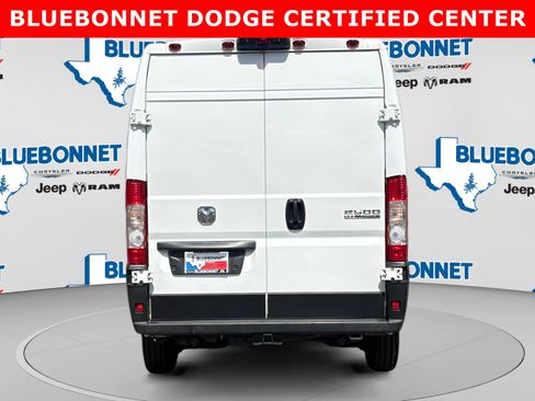 Used 2025 RAM ProMaster 2500 w/ Safety Group FWD image 6