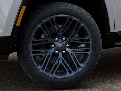 New 2026 Jeep Grand Wagoneer 4WD image 13
