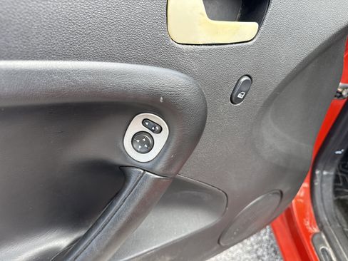 Used 2008 Pontiac Solstice GXP w/ Premium Package image 20