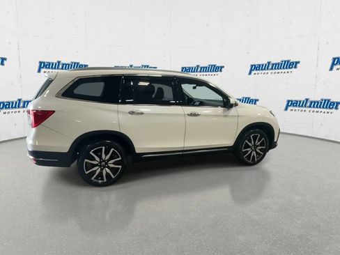Used 2019 Honda Pilot Touring image 12
