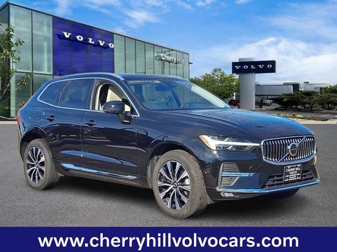 Certified 2023 Volvo XC60 B5 Plus image 1