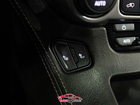 Used 2018 Chevrolet Tahoe LT w/ Luxury Package image 34