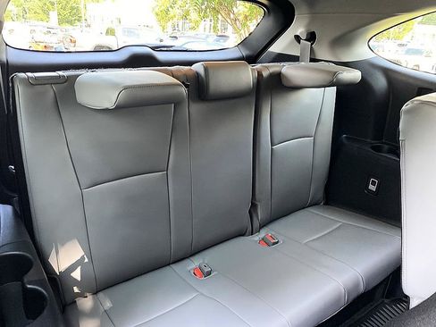 Certified 2025 Toyota Highlander XLE AWD/4WD image 26