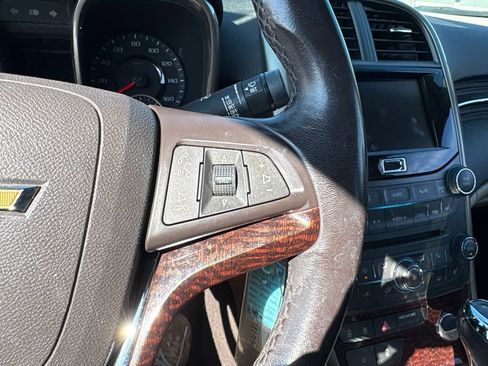 Used 2013 Chevrolet Malibu LT FWD image 22