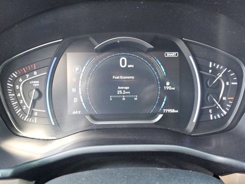 Used 2020 Hyundai Santa Fe Limited AWD/4WD image 31
