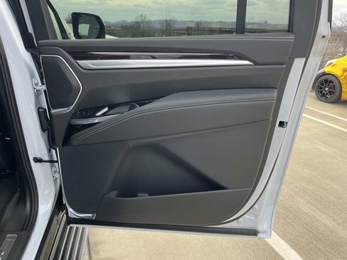 New 2026 Cadillac Escalade ESV Luxury w/ Touring Package image 22