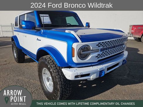 Used 2024 Ford Bronco Wildtrak image 2