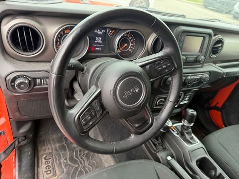 Used 2018 Jeep Wrangler Unlimited Sport S AWD/4WD image 7