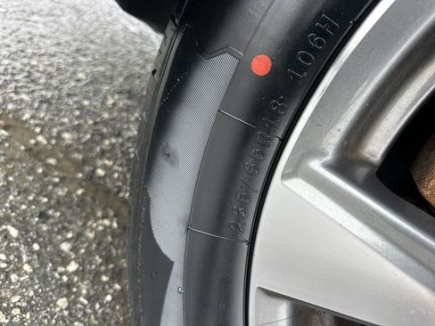 Used 2017 Nissan Murano SV w/ Premium Package image 31