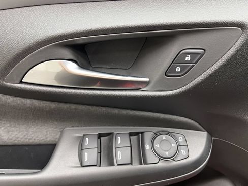 New 2026 Buick Envista Sport Touring w/ Convenience I Package FWD image 7