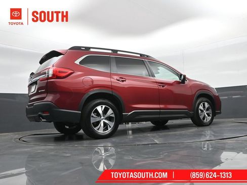 Used 2025 Subaru Ascent Premium AWD/4WD image 39
