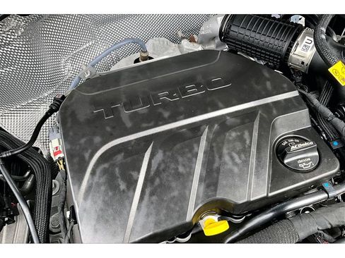 Used 2025 Chevrolet TrailBlazer LT FWD image 30