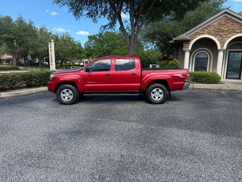 Used 2010 Toyota Tacoma PreRunner image 12