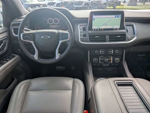 Used 2021 Chevrolet Suburban Z71 w/ Luxury Package image 25