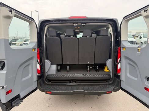 Used 2019 Ford Transit 350 XLT image 12
