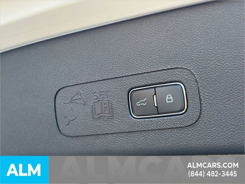 Used 2025 Lincoln Aviator Reserve w/ Equipment Group 201A AWD/4WD image 24