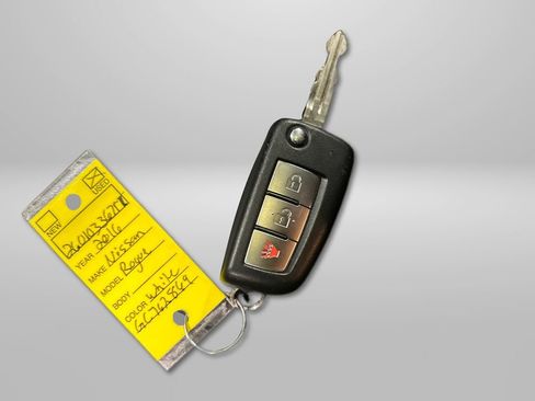 Used 2016 Nissan Rogue S image 33