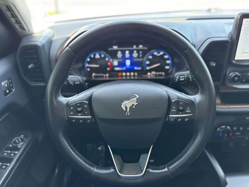 Used 2024 Ford Bronco Sport Outer Banks w/ Tech Package image 12