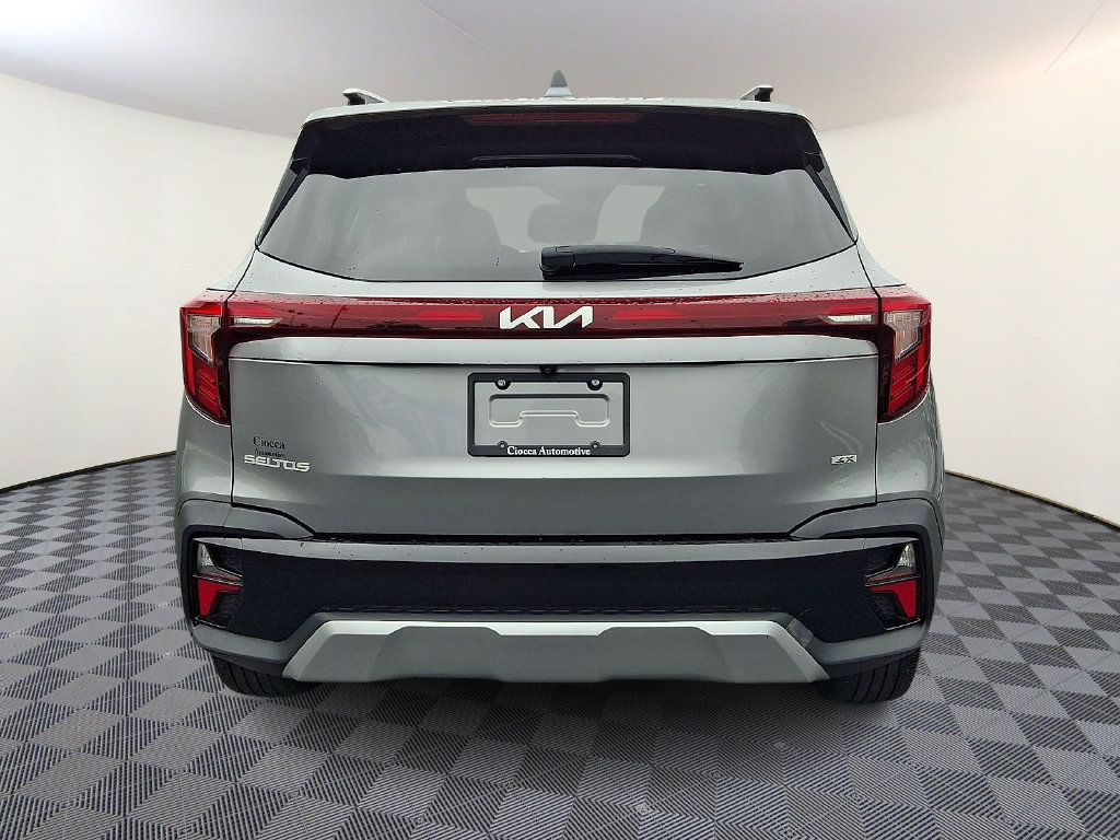 Used 2024 Kia Seltos S AWD/4WD image 8