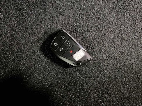 Used 2024 GMC Sierra 1500 SLT image 30