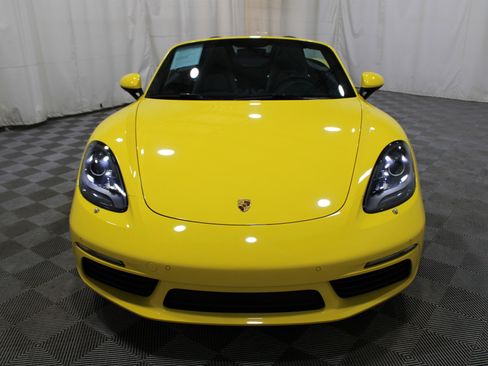 Used 2023 Porsche 718 Boxster w/ Sport Chrono Package image 45