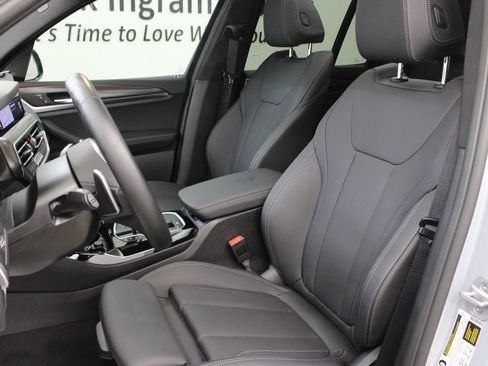 Used 2024 BMW X3 sDrive30i w/ Premium Package w/ZPA image 16