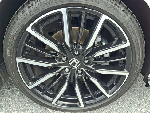 Certified 2023 Honda Accord Touring image 8