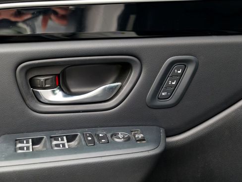 Used 2023 Honda Pilot EX-L image 18