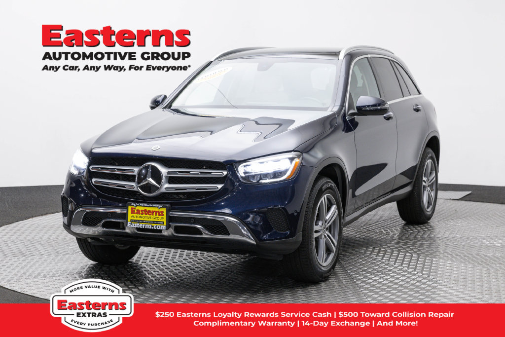 Used 2021 Mercedes-Benz GLC 300 4MATIC image 1