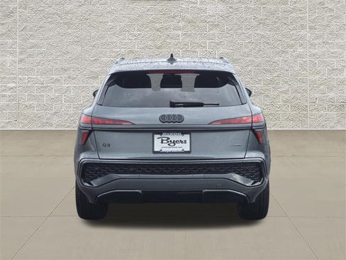 New 2026 Audi Q3 quattro 2.0T AWD/4WD image 6