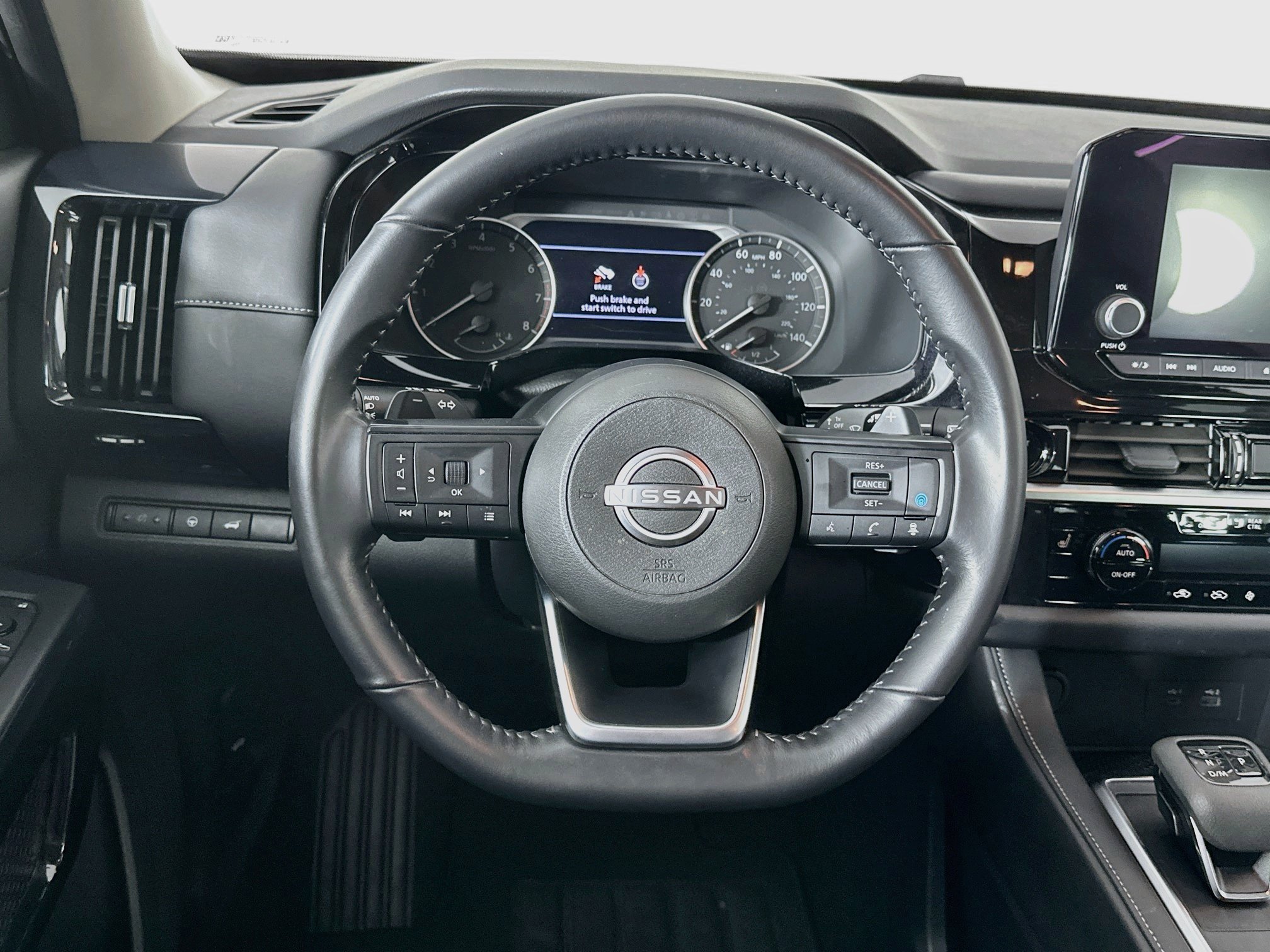 Used 2025 Nissan Pathfinder SV FWD image 18