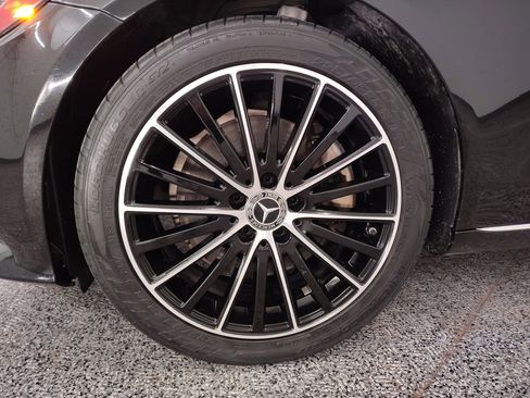 Used 2021 Mercedes-Benz C 300 Sedan image 11