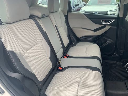 Used 2020 Subaru Forester Premium AWD/4WD image 22